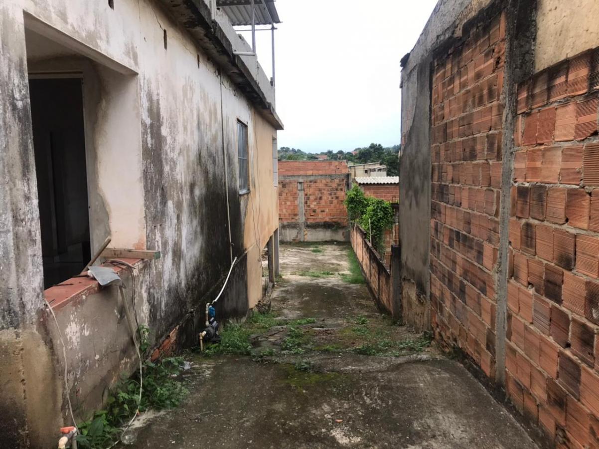 Casa à venda com 3 quartos, 250m² - Foto 5
