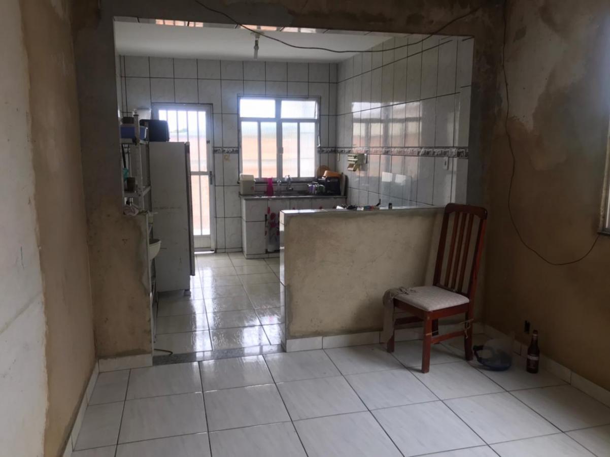 Casa à venda com 3 quartos, 250m² - Foto 14