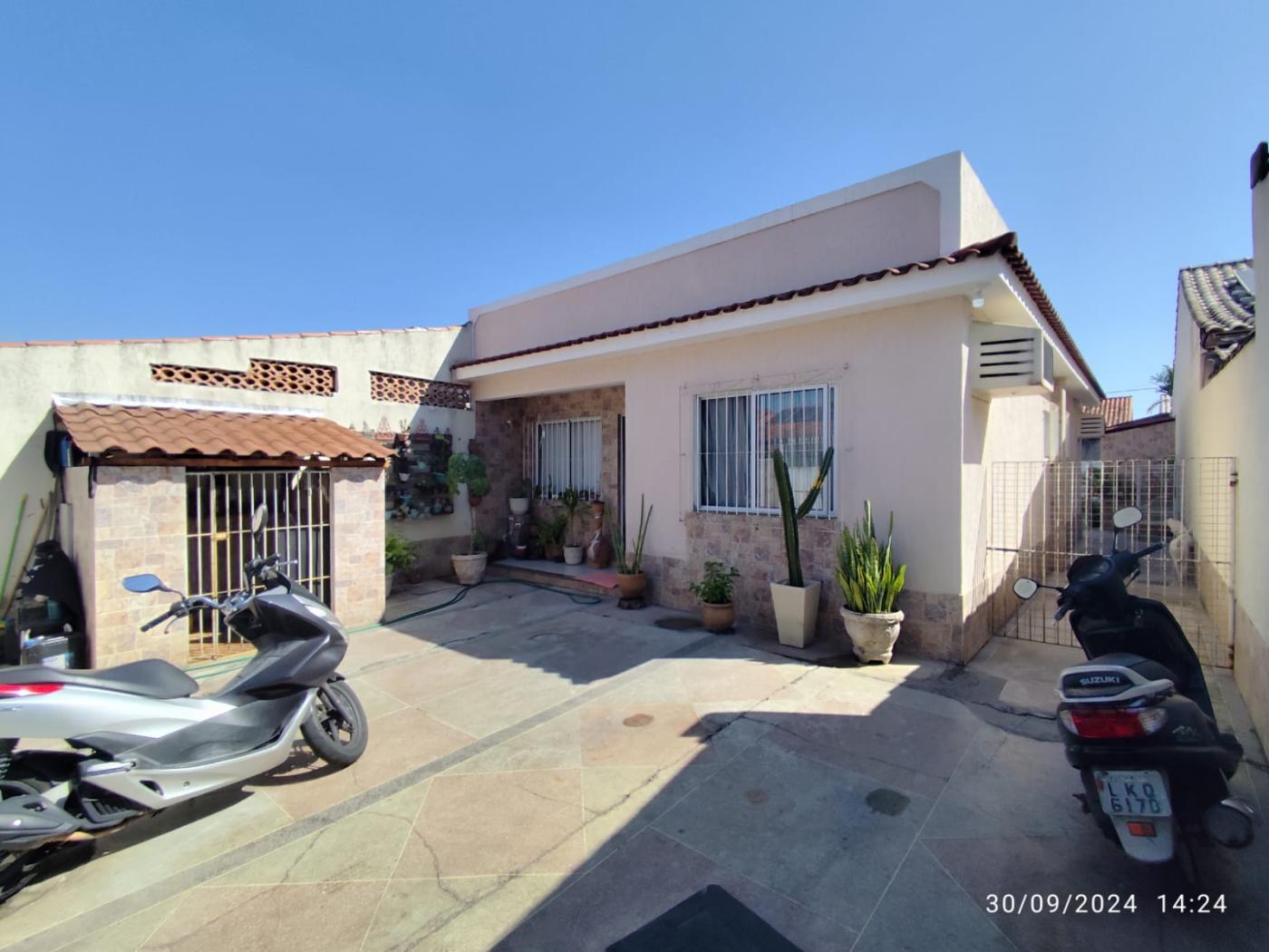 Casa à venda com 2 quartos - Foto 1