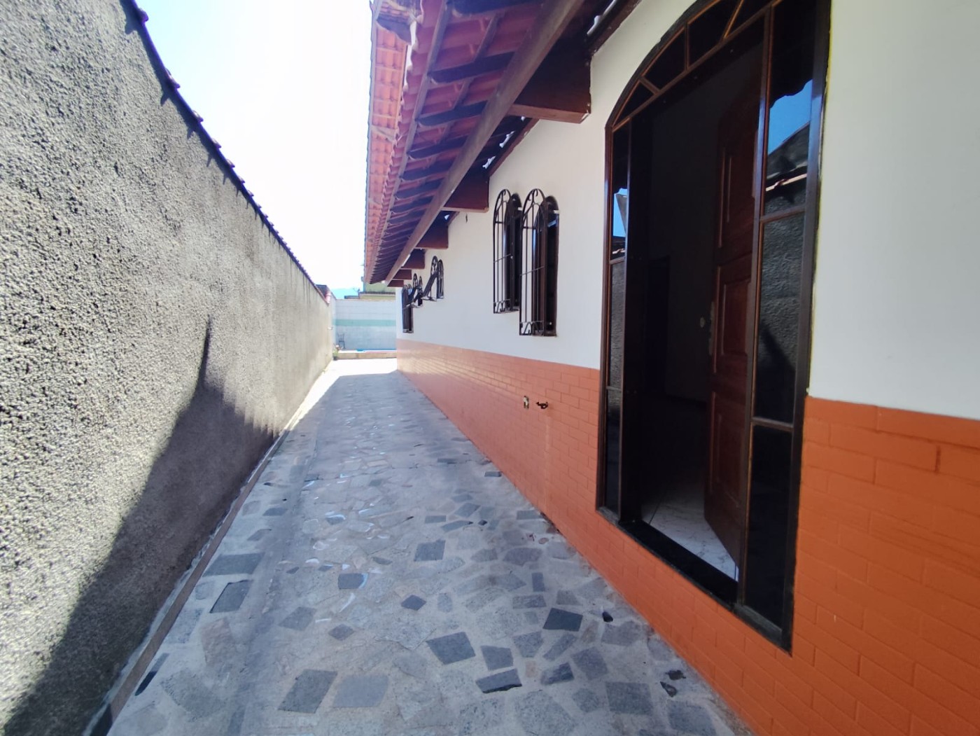 Casa à venda com 3 quartos, 300m² - Foto 7