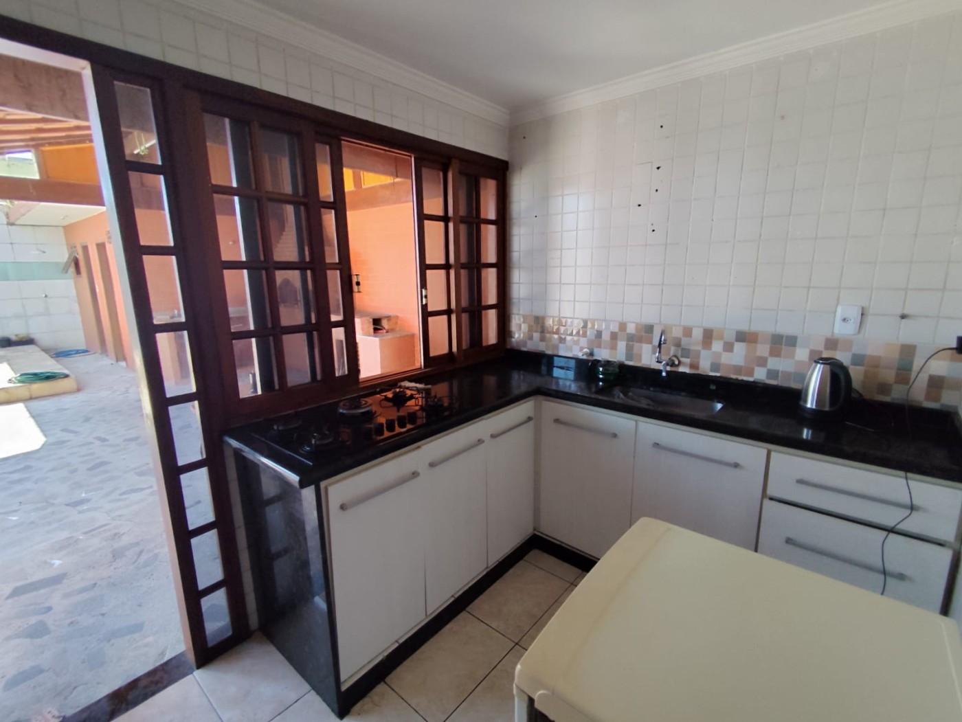 Casa à venda com 3 quartos, 300m² - Foto 16
