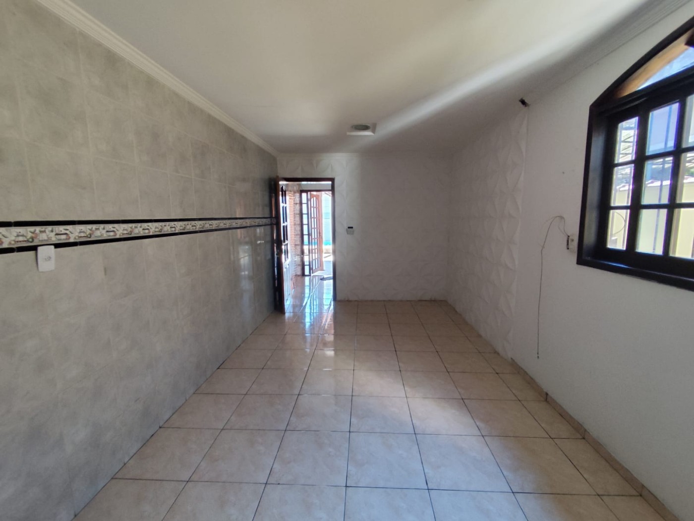 Casa à venda com 3 quartos, 300m² - Foto 18