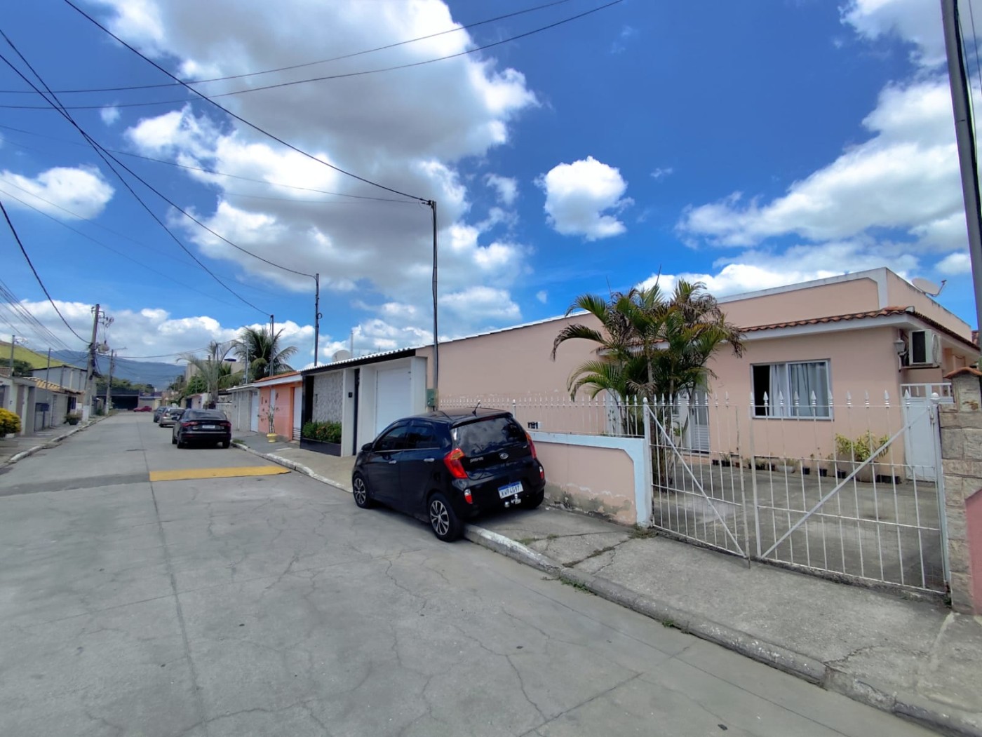 Casa à venda com 3 quartos, 200m² - Foto 4
