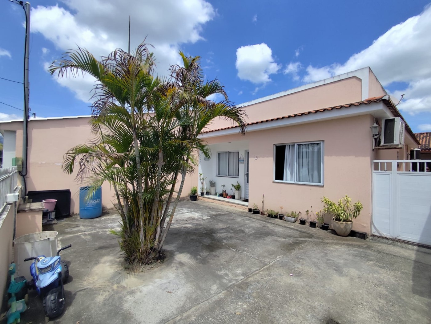 Casa à venda com 3 quartos, 200m² - Foto 8