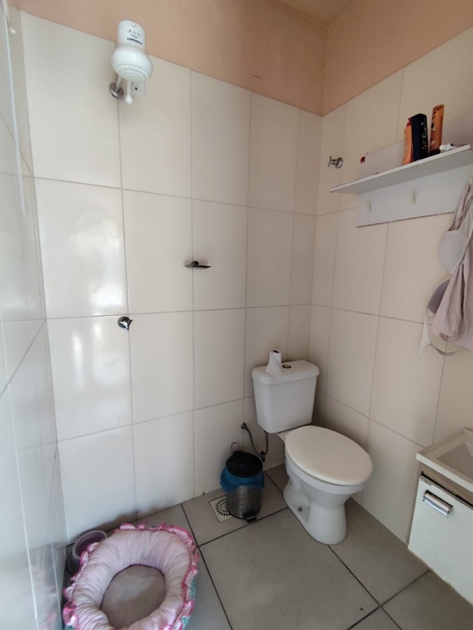 Casa à venda com 3 quartos, 200m² - Foto 14
