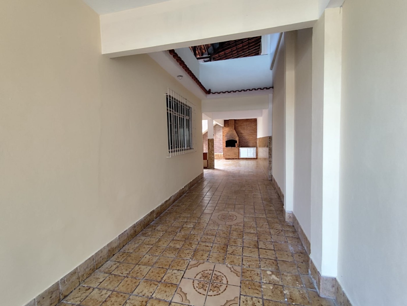 Casa à venda com 3 quartos, 220m² - Foto 10