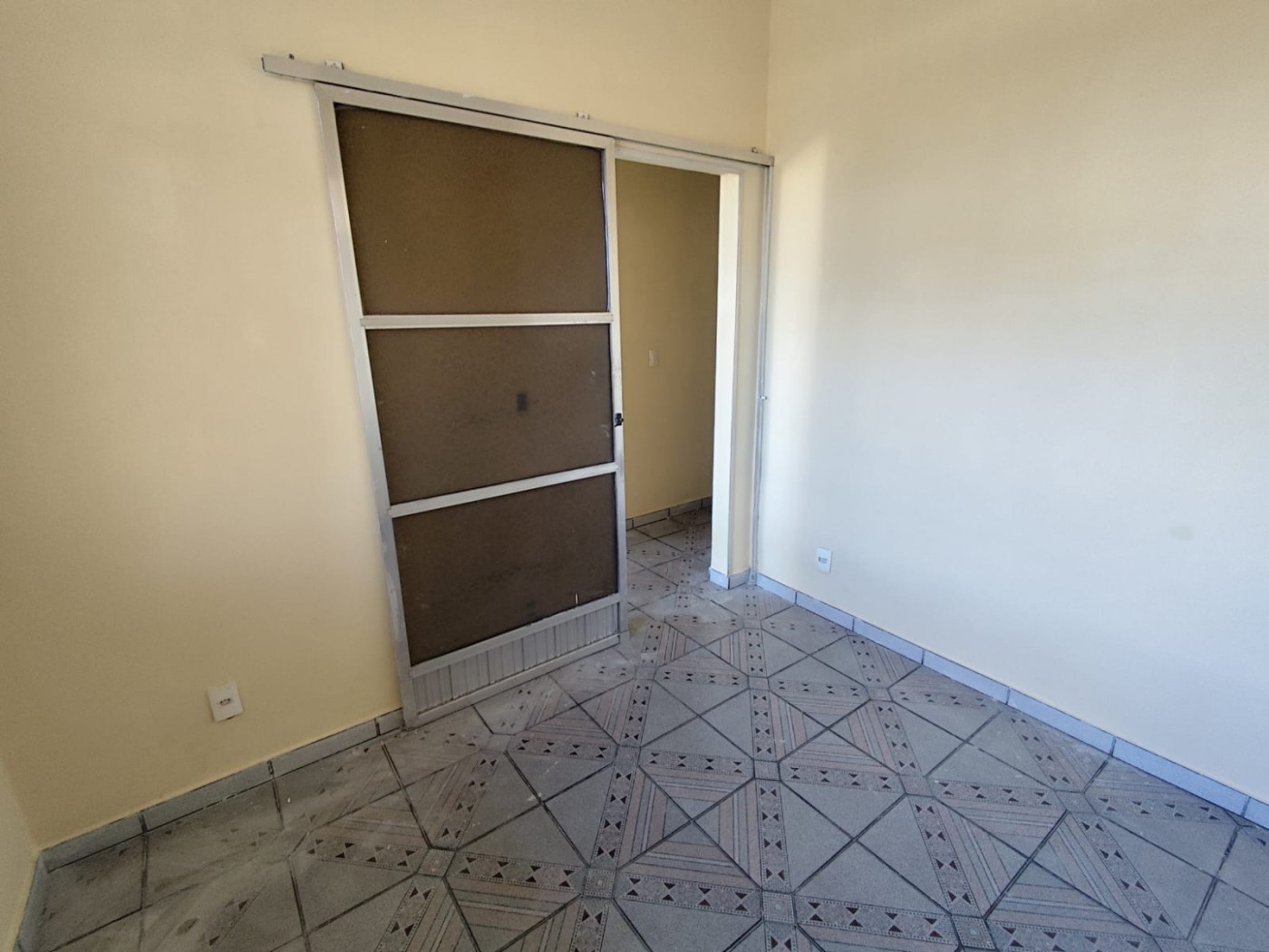 Casa à venda com 3 quartos, 220m² - Foto 11