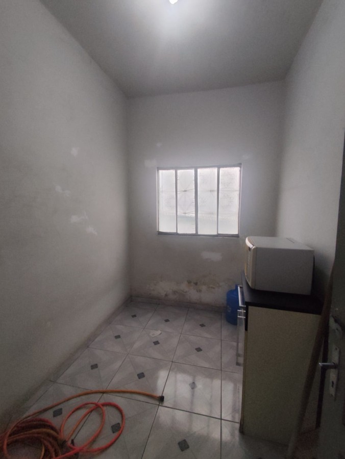 Casa à venda com 2 quartos, 317m² - Foto 17