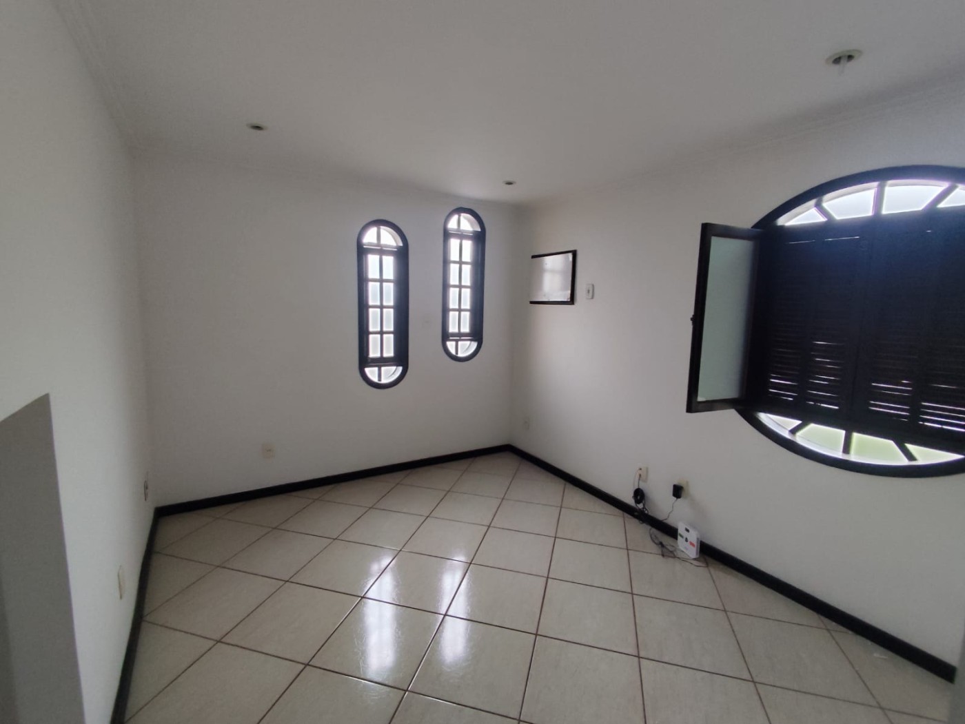 Casa à venda com 5 quartos, 500m² - Foto 25
