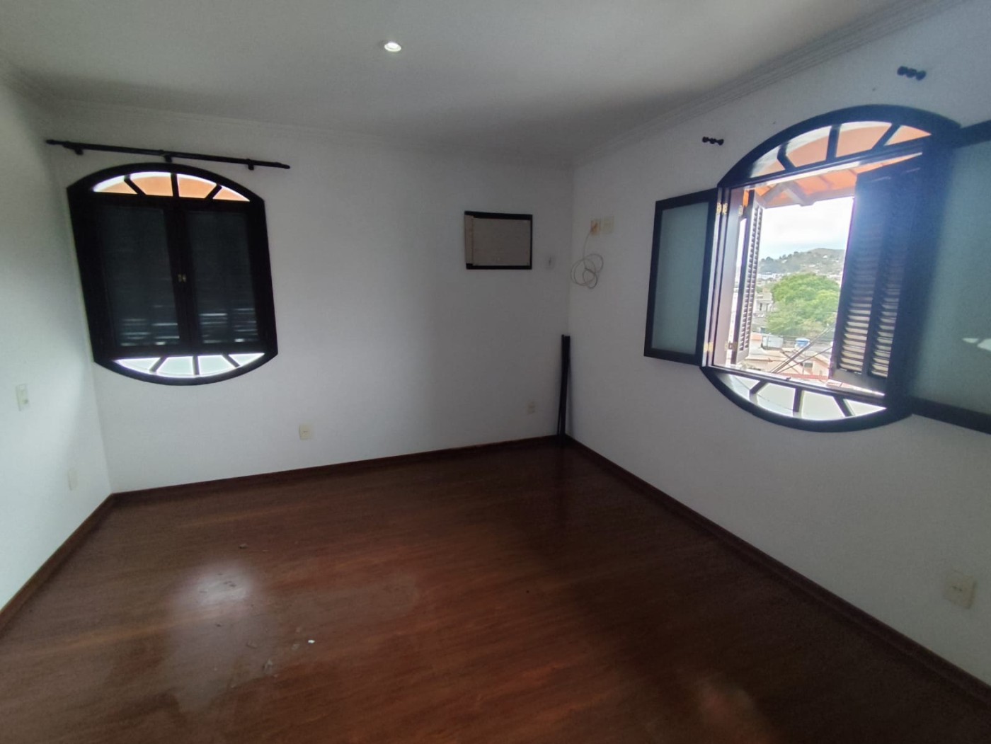 Casa à venda com 5 quartos, 500m² - Foto 42